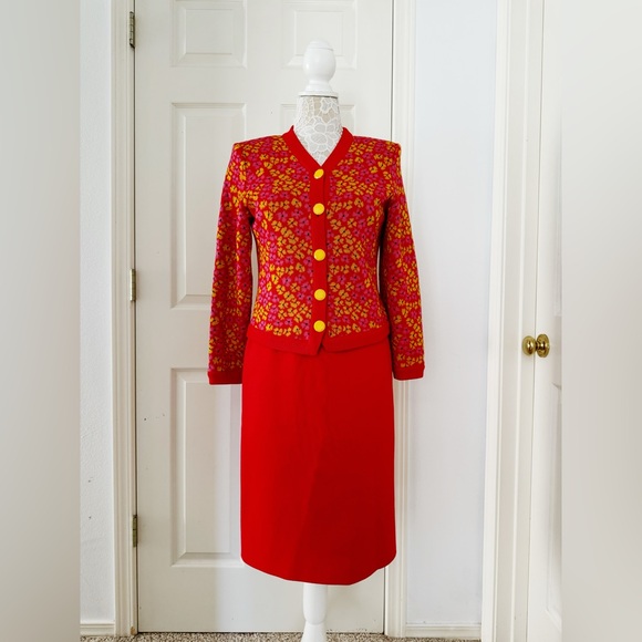 Authentic Yves Saint Laurent Skirt Set - Picture 5 of 16